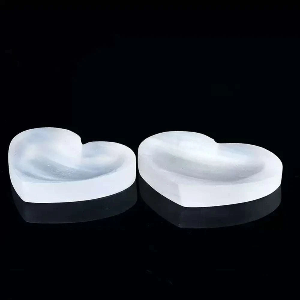 Natural High Quality Selenite Crystal Heart Shape Bowl White Gypsum Bowl Energy Power Minerals Specimen Healing Home Decoration