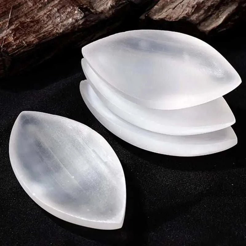 Selenite Tray Crystal Charging Plate Bowl Natural Gypsum Recharging Station For Healing Stones Meditation Cleansing Smudging