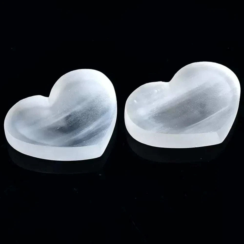 Natural High Quality Selenite Crystal Heart Shape Bowl White Gypsum Bowl Energy Power Minerals Specimen Healing Home Decoration
