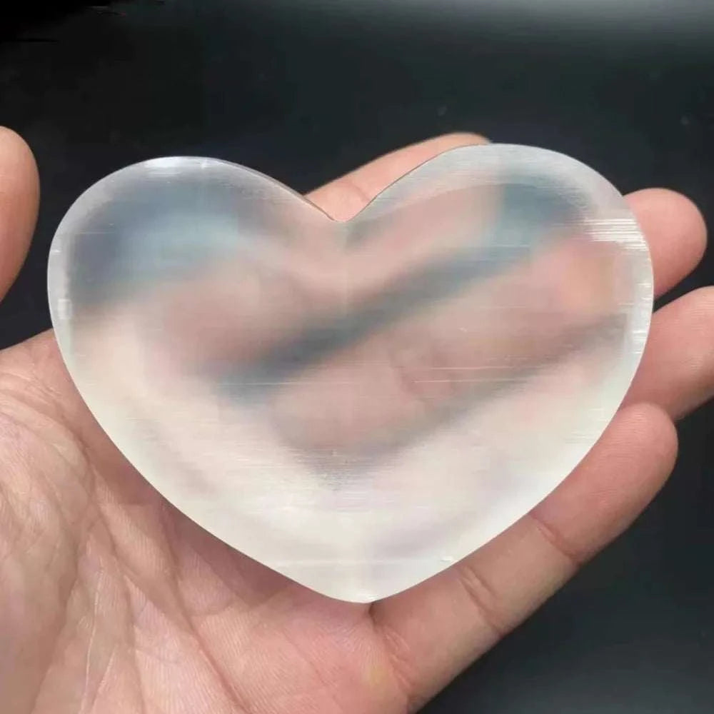 Natural High Quality Selenite Crystal Heart Shape Bowl White Gypsum Bowl Energy Power Minerals Specimen Healing Home Decoration