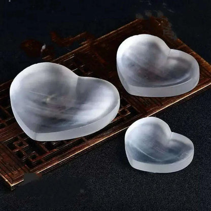 Natural High Quality Selenite Crystal Heart Shape Bowl White Gypsum Bowl Energy Power Minerals Specimen Healing Home Decoration