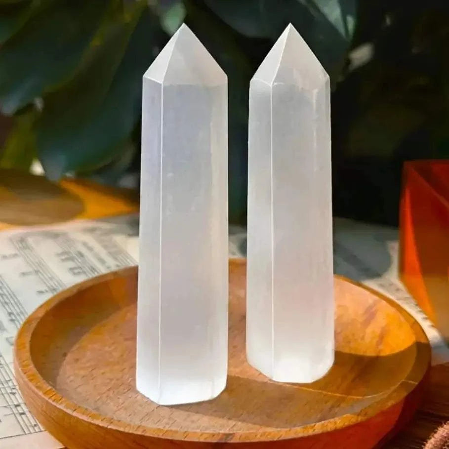 Natural Crystal Selenite Quartz Crystal Point Hexagonal Prisms Obelisk Wand Stone Smooth Polished Surface Home Decor