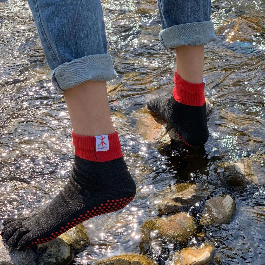 New Cut-resistant socks unisex Protection Hiking socks Outdoor Sports Anti-slip 5 toes middle tube socks mens