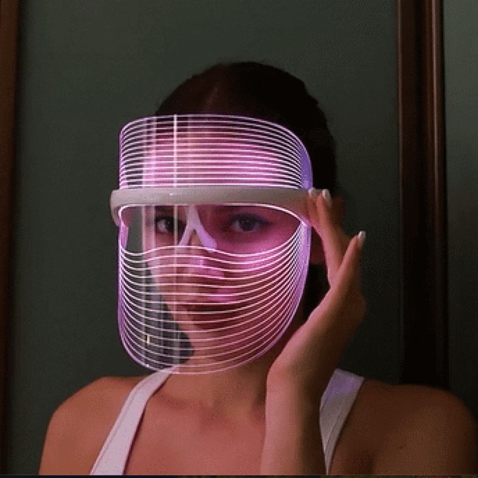 7 Colour Light Therapy Facial Mask by Apricity