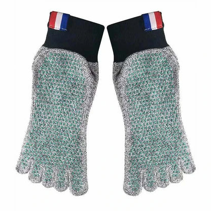 New Cut-resistant socks unisex Protection Hiking socks Outdoor Sports Anti-slip 5 toes middle tube socks mens