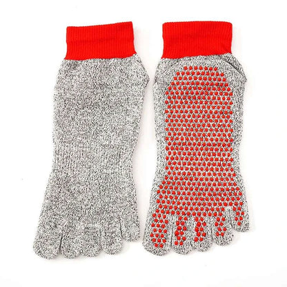 New Cut-resistant socks unisex Protection Hiking socks Outdoor Sports Anti-slip 5 toes middle tube socks mens